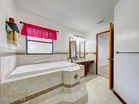899 Wandering Pine Trail