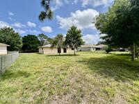 960 Carrot Avenue