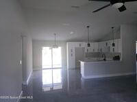 411 La Coco Street