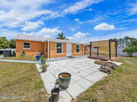 502 Black Horse Street
