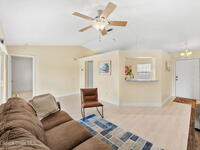 6986 Hammock Lakes Drive