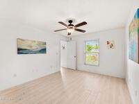 6986 Hammock Lakes Drive