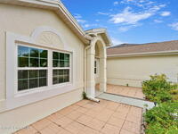 6986 Hammock Lakes Drive