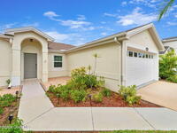 6986 Hammock Lakes Drive