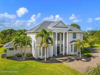 1028 Dowitcher Court