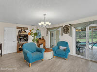 282 Neville Circle