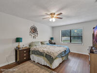 282 Neville Circle