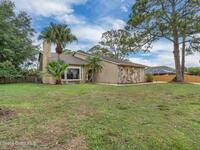 282 Neville Circle