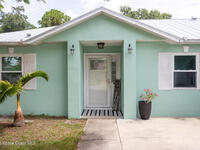 886 Spirea Drive