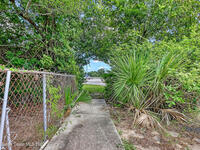 1097 Cabot Drive