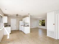 933 Gueld Avenue