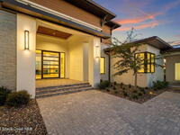 3717 Upper Floridian Way