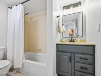 3901 Dixie Highway Unit #301