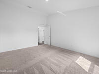 1422 Van Dyke Avenue