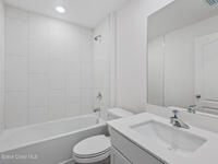 1422 Van Dyke Avenue