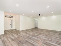 123 Garylind Street