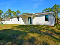 883 Parrotfish Street