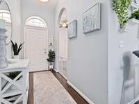 1067 Pine Creek Circle