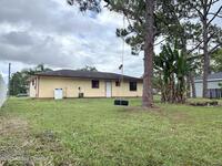 322 Ixora Avenue