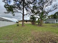 322 Ixora Avenue