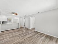 3093 Sir Hamilton Circle Unit #10