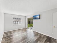 3093 Sir Hamilton Circle Unit #10