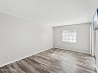 3093 Sir Hamilton Circle Unit #10