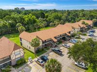 3093 Sir Hamilton Circle Unit #10