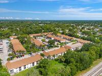 3093 Sir Hamilton Circle Unit #10