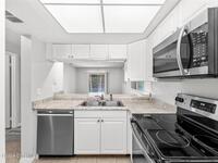 3093 Sir Hamilton Circle Unit #10