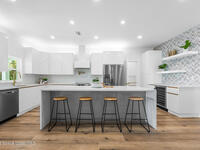 1313 Worth Court