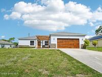 982 Colonial Avenue