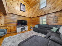 3373 Stratos Lane