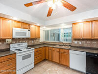 957 Waialae Circle