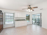 957 Waialae Circle