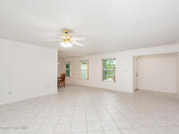 957 Waialae Circle