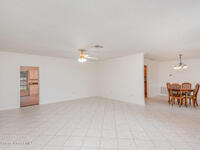 957 Waialae Circle
