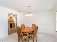 957 Waialae Circle