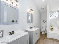 817 Seven Gables Circle