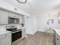 817 Seven Gables Circle
