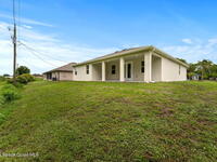 1427 Damon Road