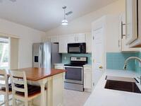 2178 Redwood Circle