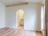 2178 Redwood Circle