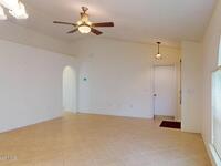 2178 Redwood Circle
