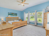 718 Lyndall Lane