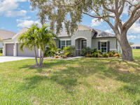 718 Lyndall Lane