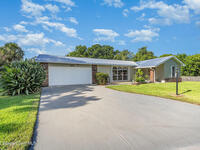 1995 Mark Twain Lane