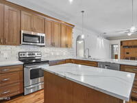 5077 Templeton Place