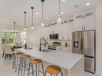 942 Toluca Street Unit #1