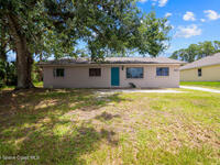 1421 Degroodt Road